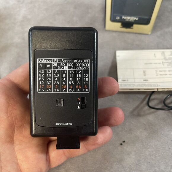 Pentax Spotmatic 35mm SLR Film Camera with Super Takumar lens & Wide Angel Lens - Picture 8 of 16